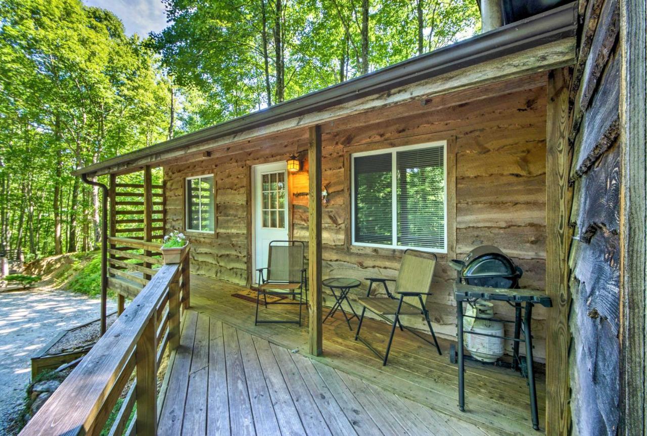 Cozy The Woodshop Cabin With Deck And Forest Views! Robbinsville Exterior foto